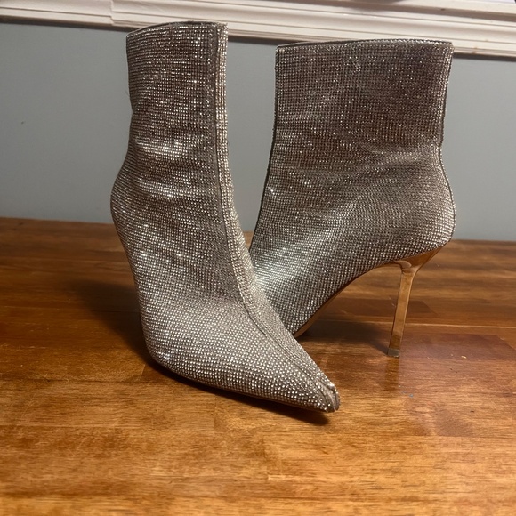 Steve Madden Rinestone Heals - Picture 4 of 6